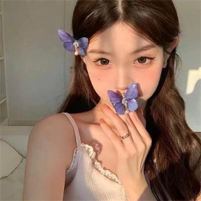 怪兽与女孩